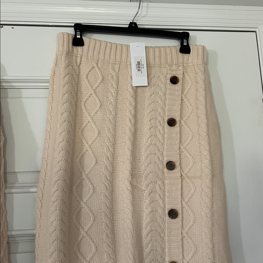 Cream Cable Knit Sweater Set - Picture 6 of 6